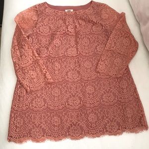 Lace 3/4 length shirt